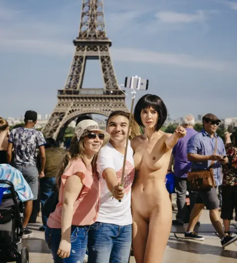 Image 2999523 from Milo Moiré