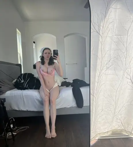 Image 2976758 from Lilly Bloomes