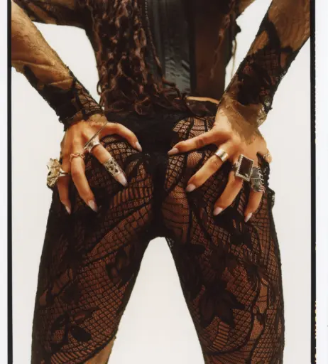 Image 2972142 from Tinashe