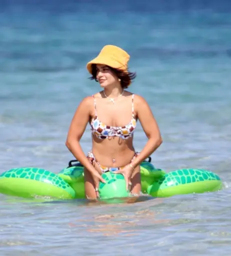 Image 2932005 from Vanessa Hudgens