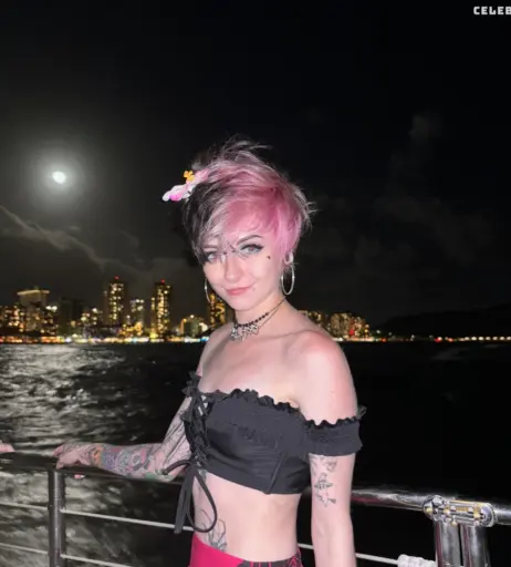 Image 2919692 from noteasybeinwheezy