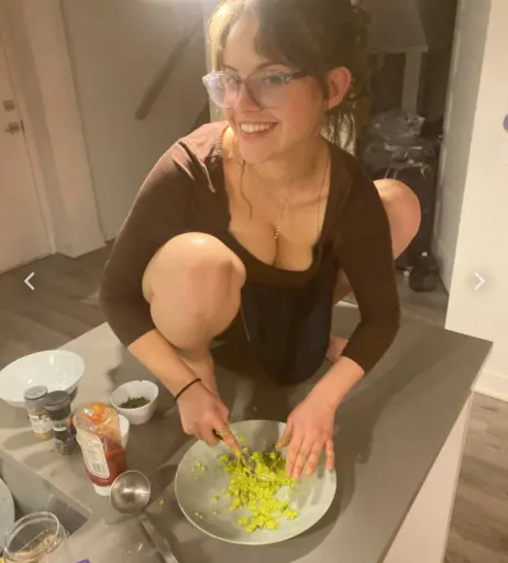 Image 2495118 from Quinn Finite