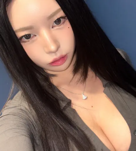 Image 24925950 from h___rvn | rvn1015 | 동그란 | Dongeuran