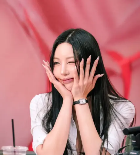 Image 24925834 from h___rvn | rvn1015 | 동그란 | Dongeuran
