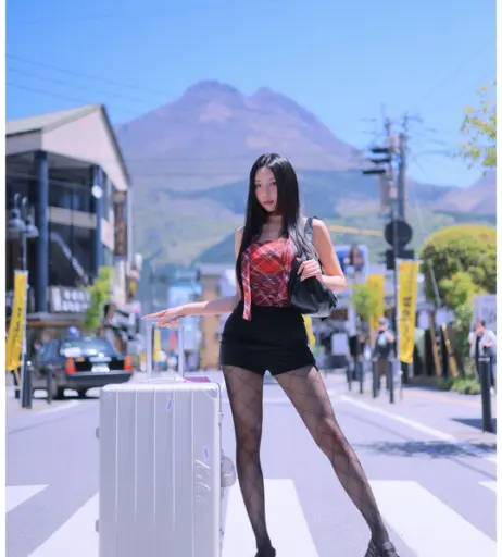 Image 24925771 from h___rvn | rvn1015 | 동그란 | Dongeuran