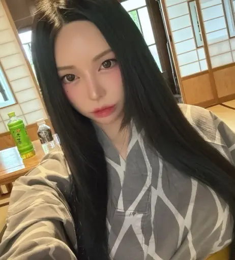 Image 24927490 from h___rvn | rvn1015 | 동그란 | Dongeuran