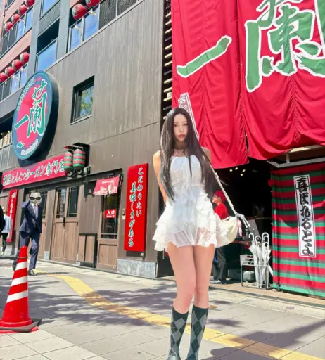 Image 24927479 from h___rvn | rvn1015 | 동그란 | Dongeuran