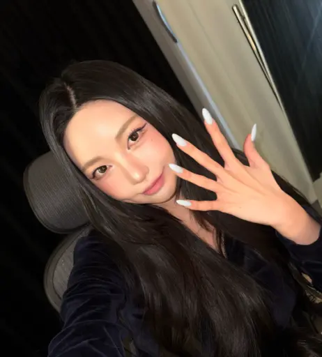 Image 24926316 from h___rvn | rvn1015 | 동그란 | Dongeuran