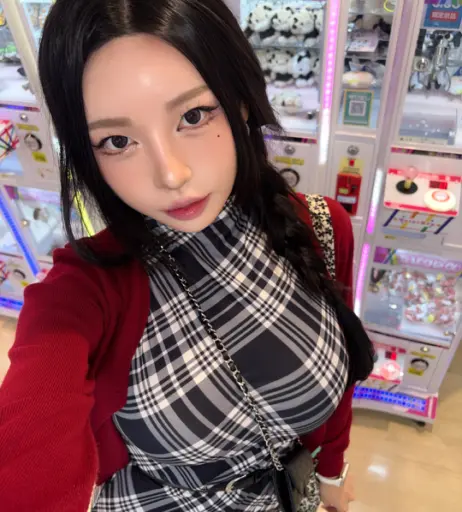 Image 24926304 from h___rvn | rvn1015 | 동그란 | Dongeuran