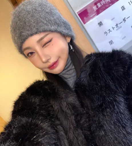 Image 24926258 from h___rvn | rvn1015 | 동그란 | Dongeuran