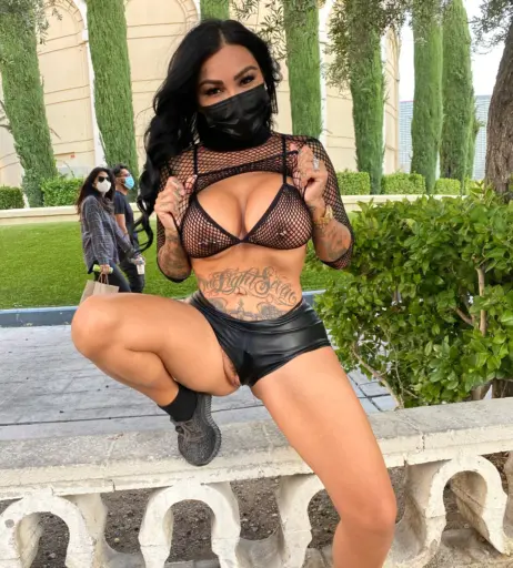 Image 2486099 from Brittanya Razavi