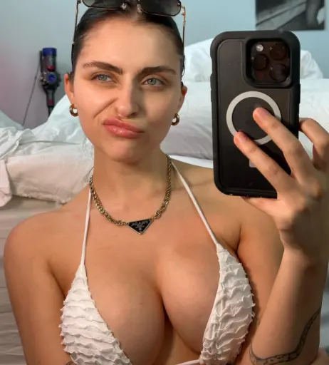 Image 2480851 from Lauren Hamden