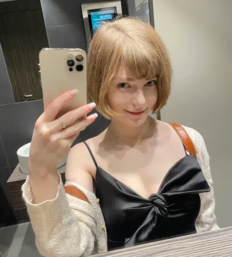 Image 24718689 from Ella Freya