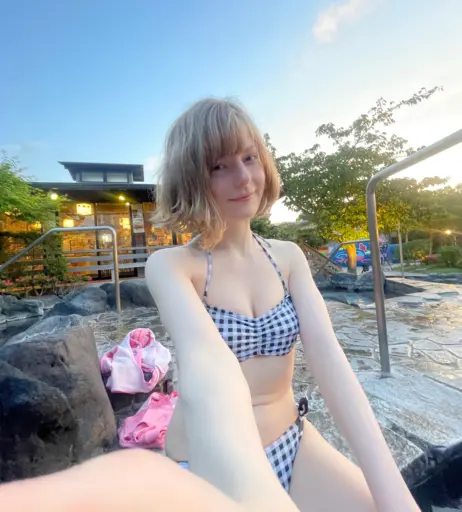 Image 24718371 from Ella Freya