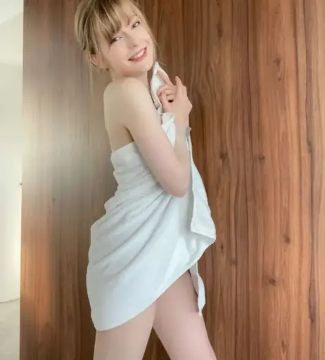 Image 24719667 from Ella Freya