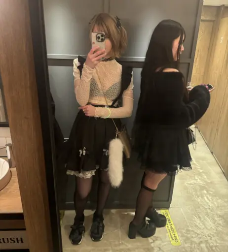 Image 24719640 from Ella Freya