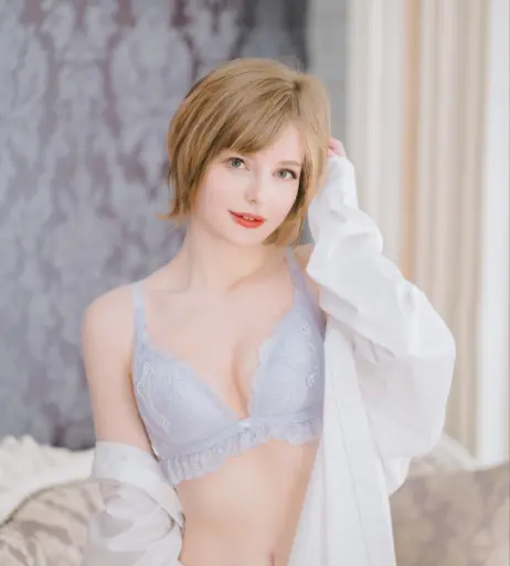 Image 24719171 from Ella Freya