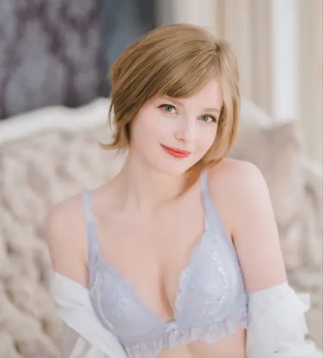 Image 24719175 from Ella Freya