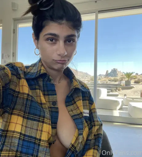 Image 24628981 from Mia Khalifa