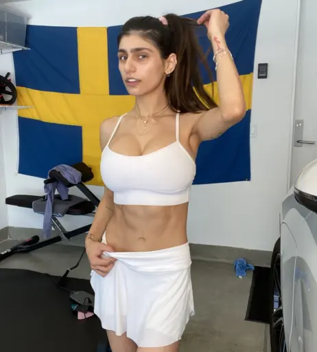 Image 24628907 from Mia Khalifa