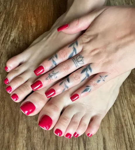 Image 24625619 from Skylar Vox