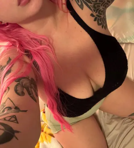 Image 24625383 from Skylar Vox