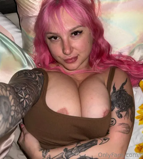 Image 24625349 from Skylar Vox