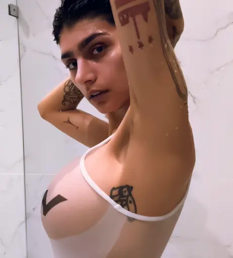 Image 24629735 from Mia Khalifa