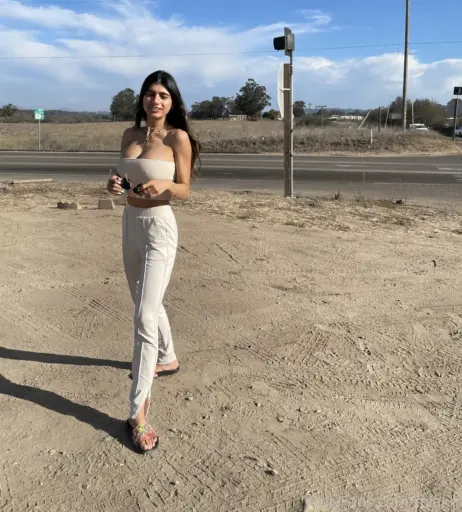 Image 24629773 from Mia Khalifa