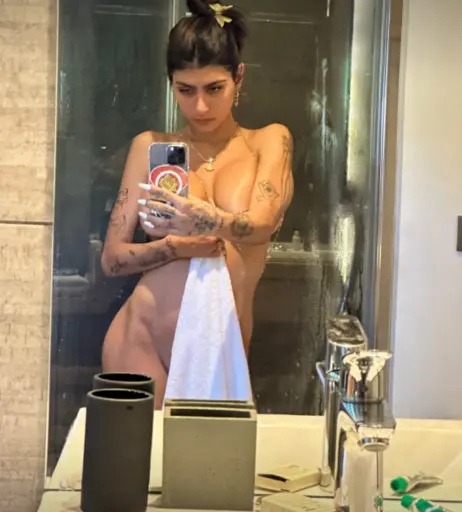 Image 24629692 from Mia Khalifa