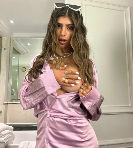 Image 24629156 from Mia Khalifa