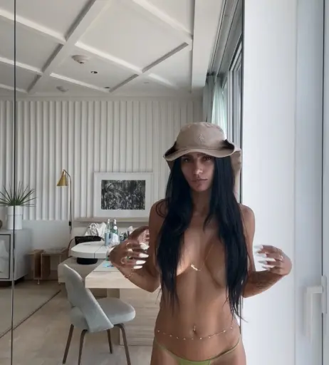 Image 24631434 from Mia Khalifa