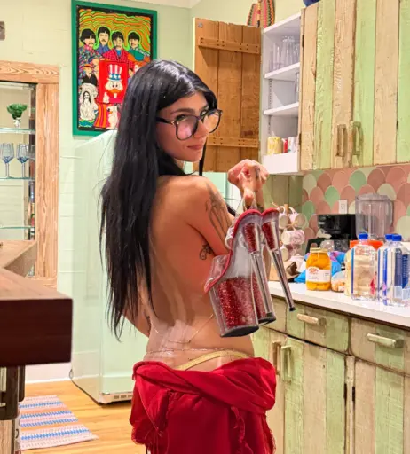 Image 24631649 from Mia Khalifa