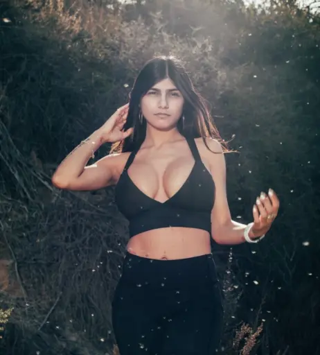 Image 24631119 from Mia Khalifa