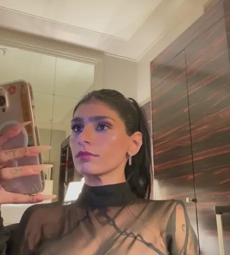 Image 24631384 from Mia Khalifa