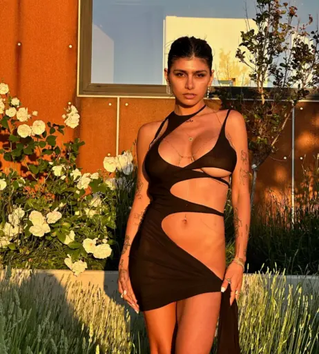 Image 24630744 from Mia Khalifa