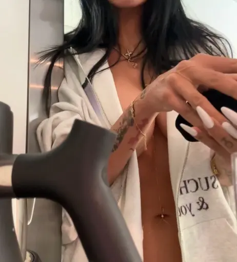 Image 24630613 from Mia Khalifa