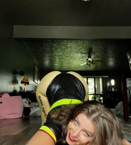 Image 24608493 from Queen_D / queen_egirl27