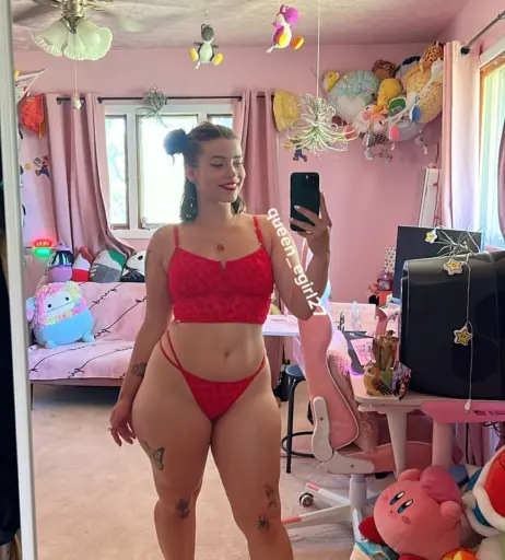 Image 24608372 from Queen_D / queen_egirl27