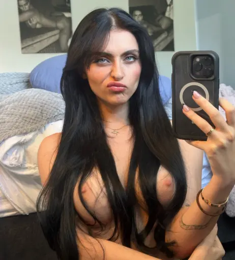 Image 2460242 from Lauren Hamden