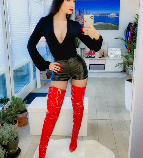 Image 2469981 from Vanessa Pur