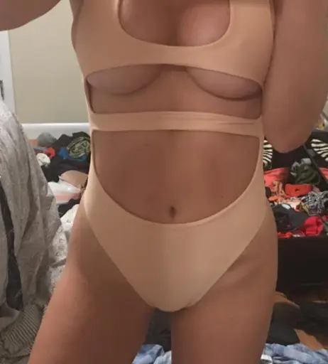 Image 24567535 from Sara Jean Underwood / Saraunderwood