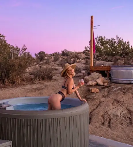Image 24566610 from Sara Jean Underwood / Saraunderwood
