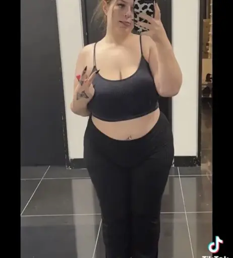 Image 24504091 from Its.emi444, Beezybaby , babybeez_ , prettyemxox THICK PAWG