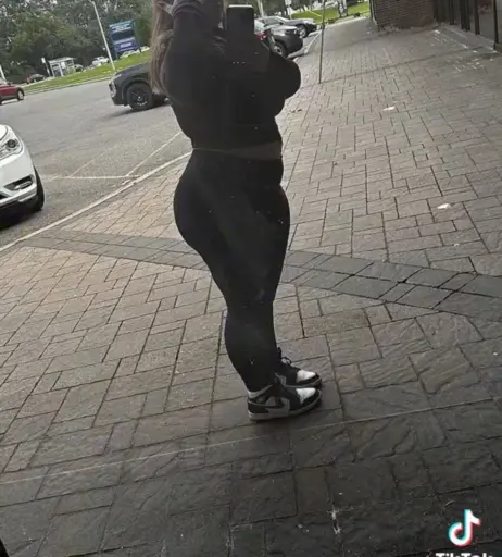 Image 24504089 from Its.emi444, Beezybaby , babybeez_ , prettyemxox THICK PAWG
