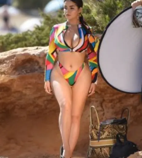 Image 24590825 from Demi Rose Mawby