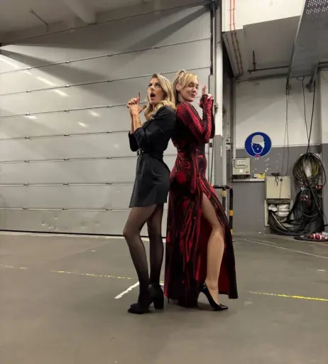 Image 24418894 from Sjokz