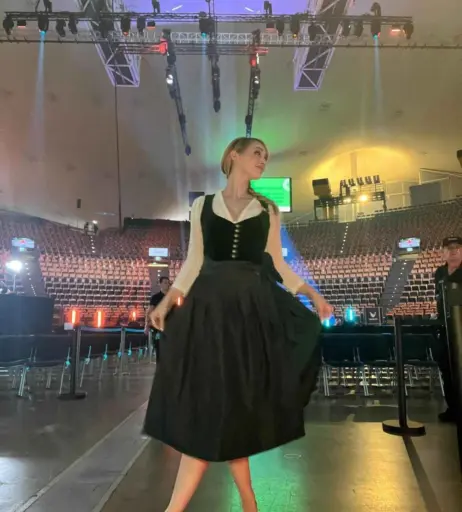 Image 24418582 from Sjokz