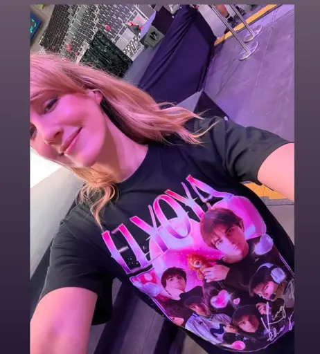 Image 24418780 from Sjokz