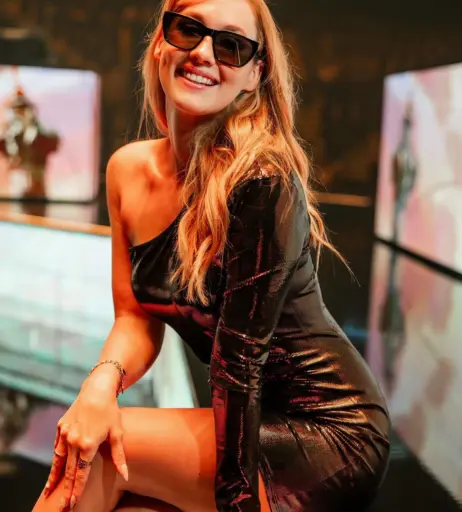 Image 24418623 from Sjokz